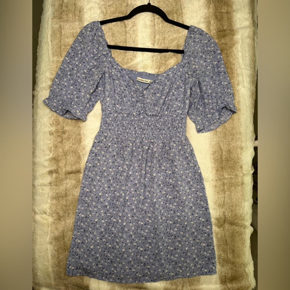 Abercrombie & Fitch Women Blue Floral Dress Puff Sleeve Sweetheart Neckline